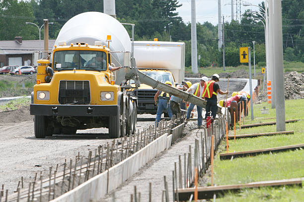 Best Concrete Walkway Installation  in Greenacres, CA